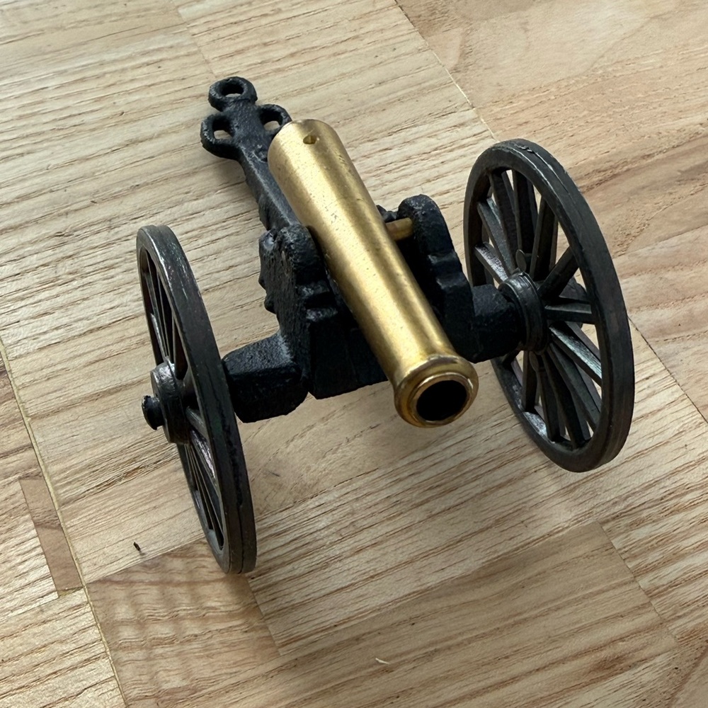Penncraft Vintage Cannon Gold Barrel Black Stand Wheels Heavy Metal Construction